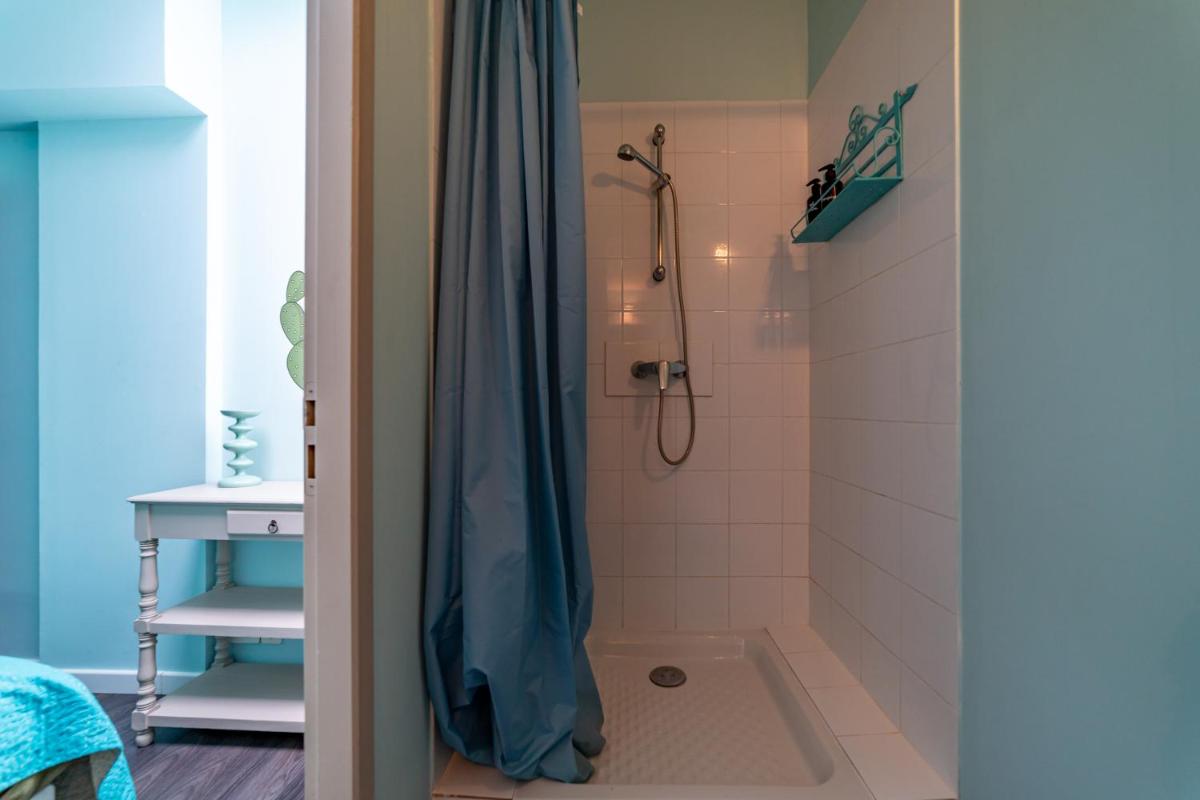 Le Rêve Bleu Majorelle - Duplex sur les toits - Une Nuit à Nîmes - Housity