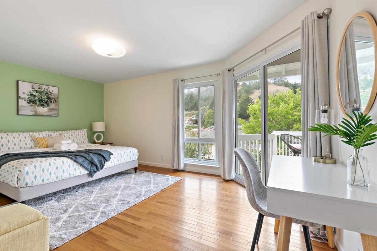 Marbella Lane - Charming & Serene home in Pacifica - Housity