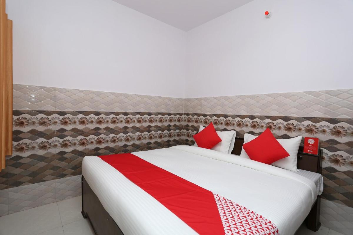 Suitetrails - OYO Blue Heart Guest House