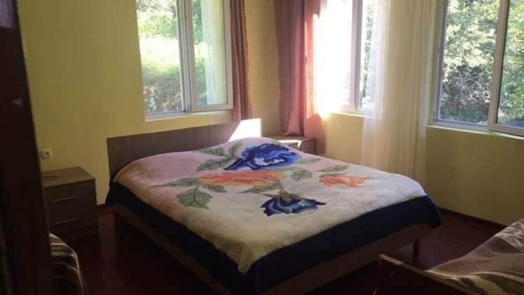 Merry’s Water Place - Housity
