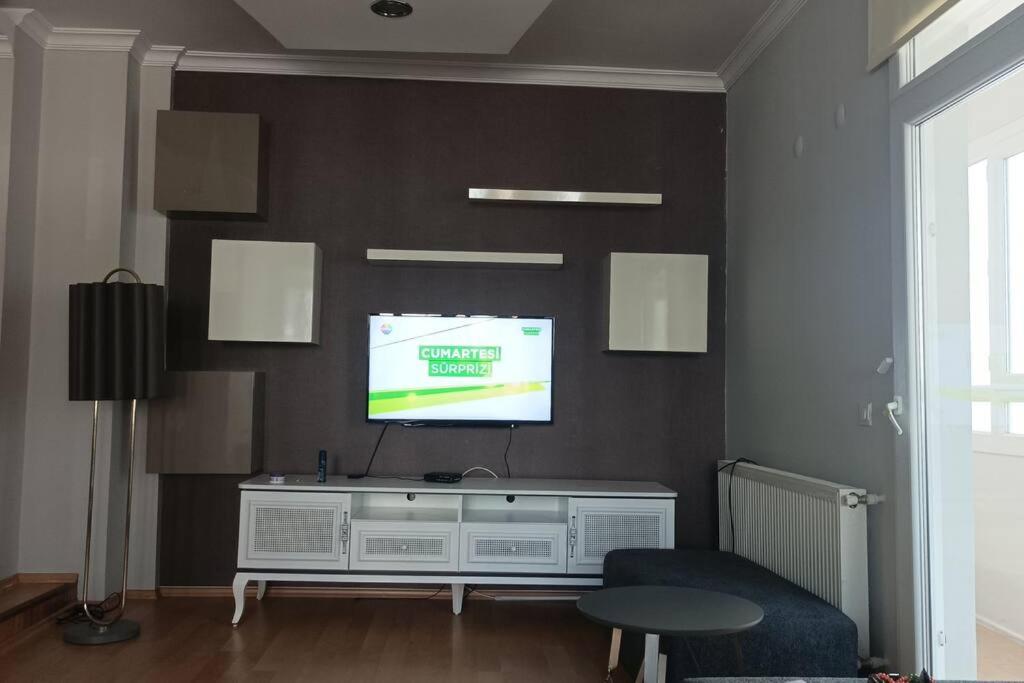 Suitetrails - Comfortable big house with 3 bedrooms and big living room