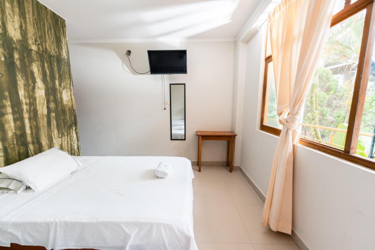 Eco Hostal La Cueva - Moyobamba - Housity