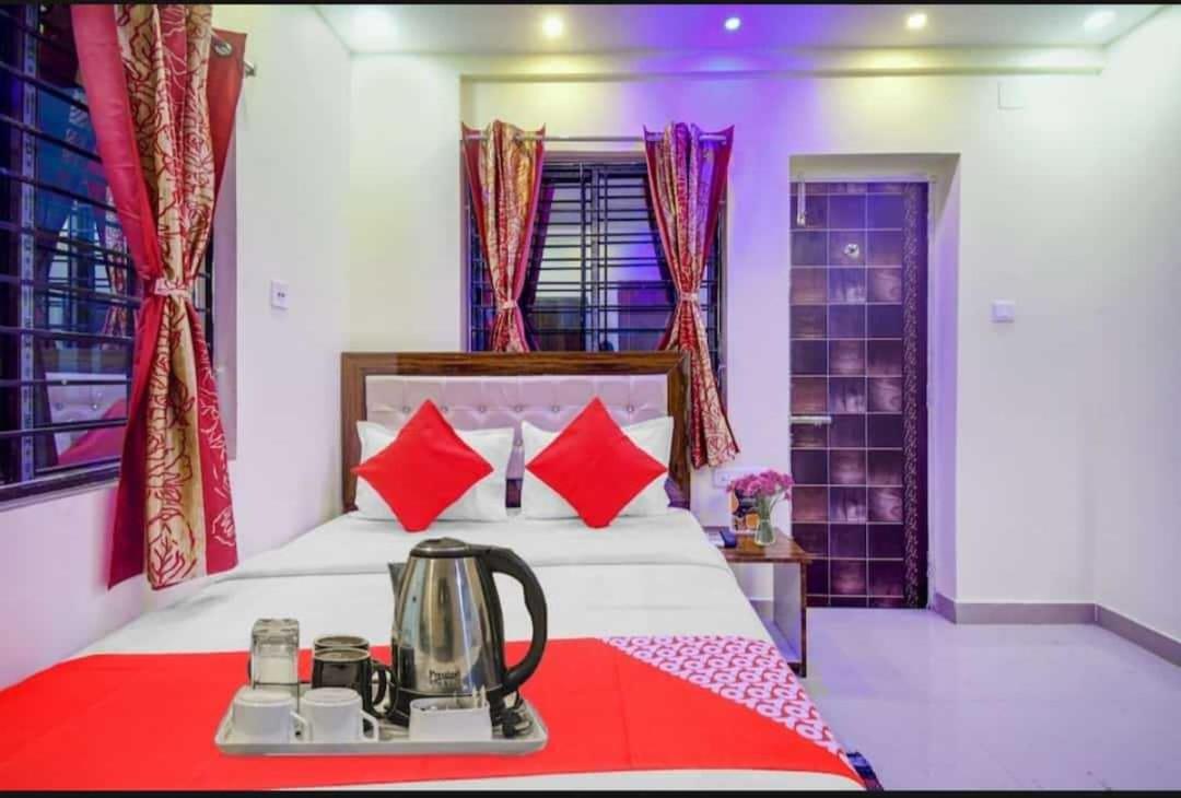 Flagship Cv Guest House - Housity