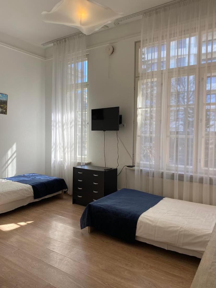 Aquamarine Hotel - Lauluväljak - Housity