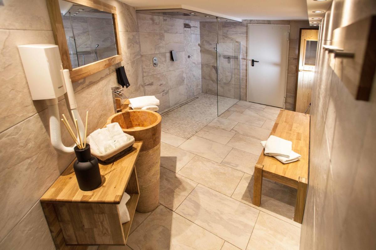Hotel Im Tannengrund - Housity