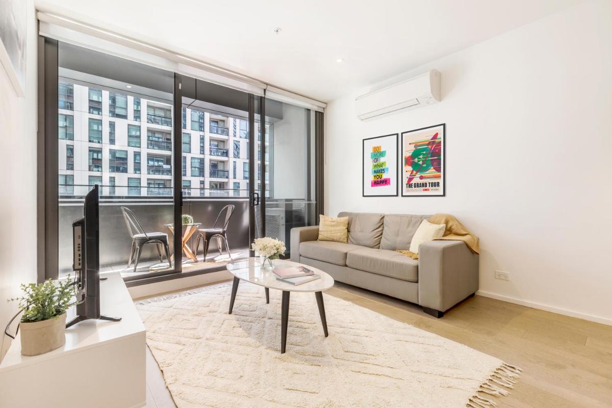 KULA Docklands - Housity