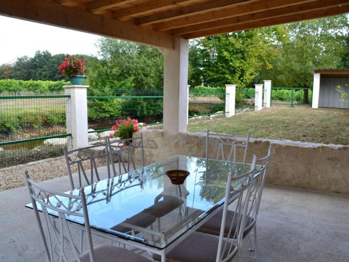 Charmante maison avec jardin privatif, proche des activités nature et des vignobles de Cognac - FR-1-653-221 - Housity