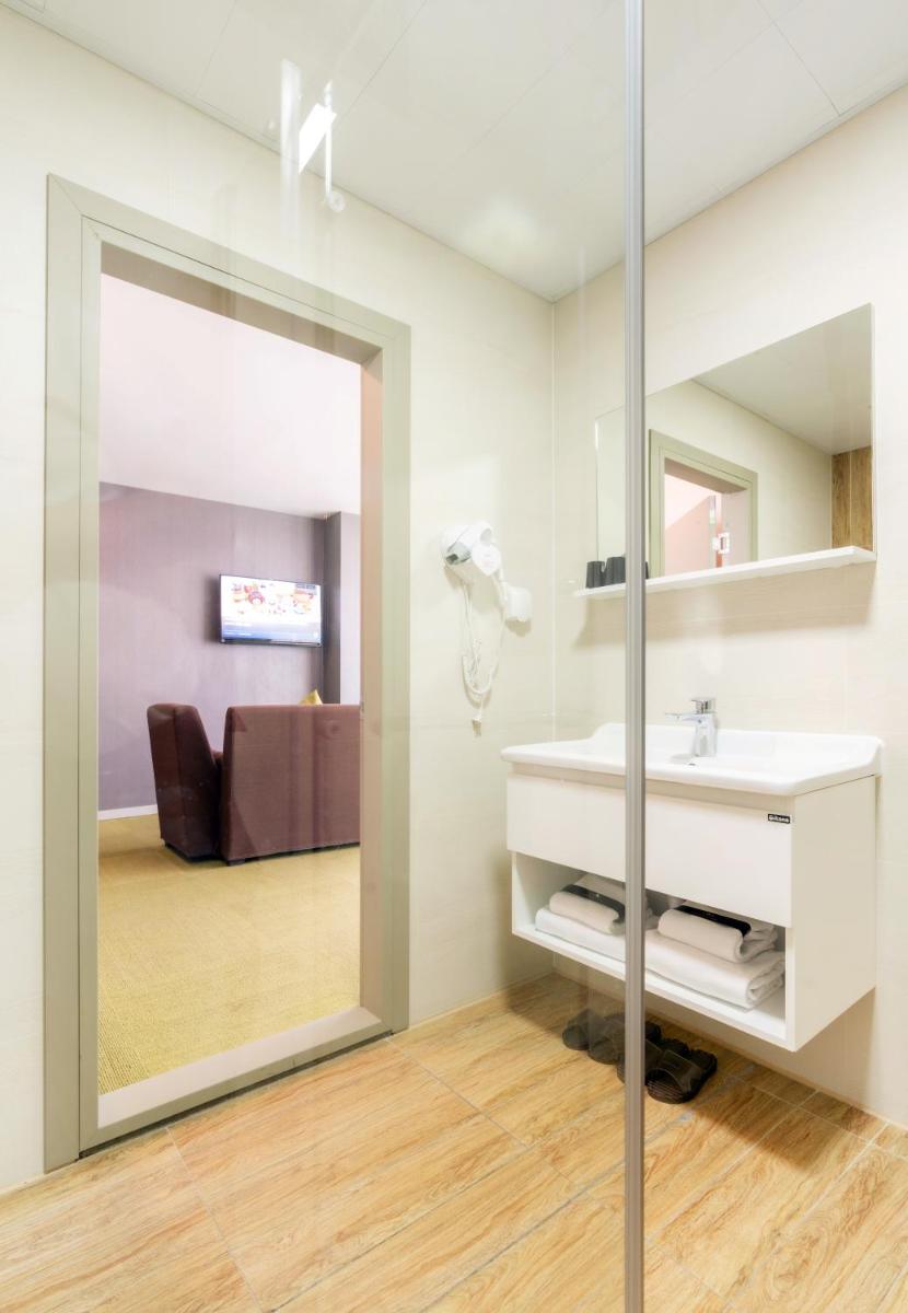 Suitetrails - International Hotel in Ulaanbaatar
