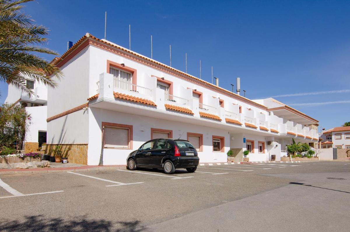 Hostal Manolo - Housity
