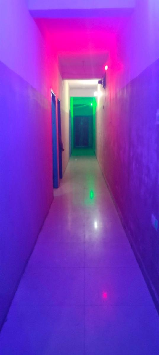 Suitetrails - OYO Home 84973 Suhana Hotel
