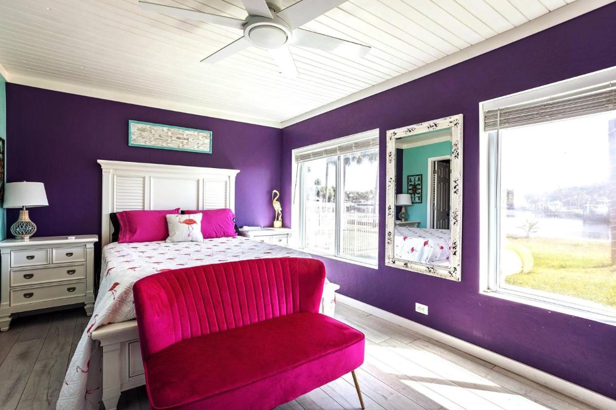 Room in Apartment - Flamingo Room on the Cotee River - Housity