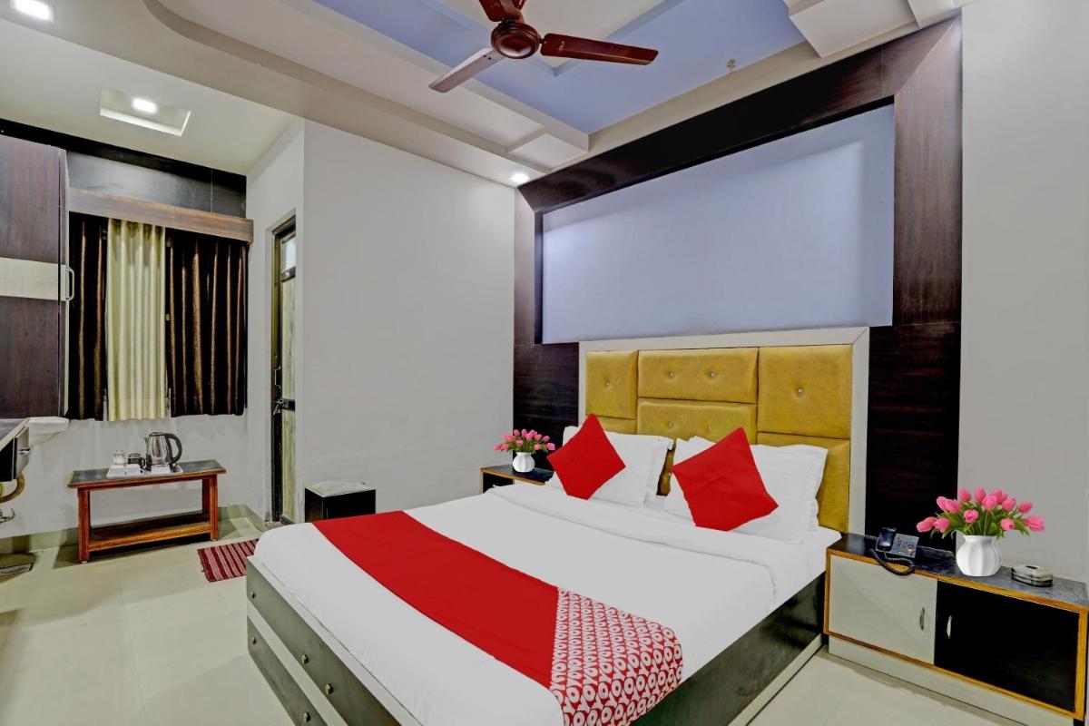 Collection O Hotel Shiv Villa - Housity
