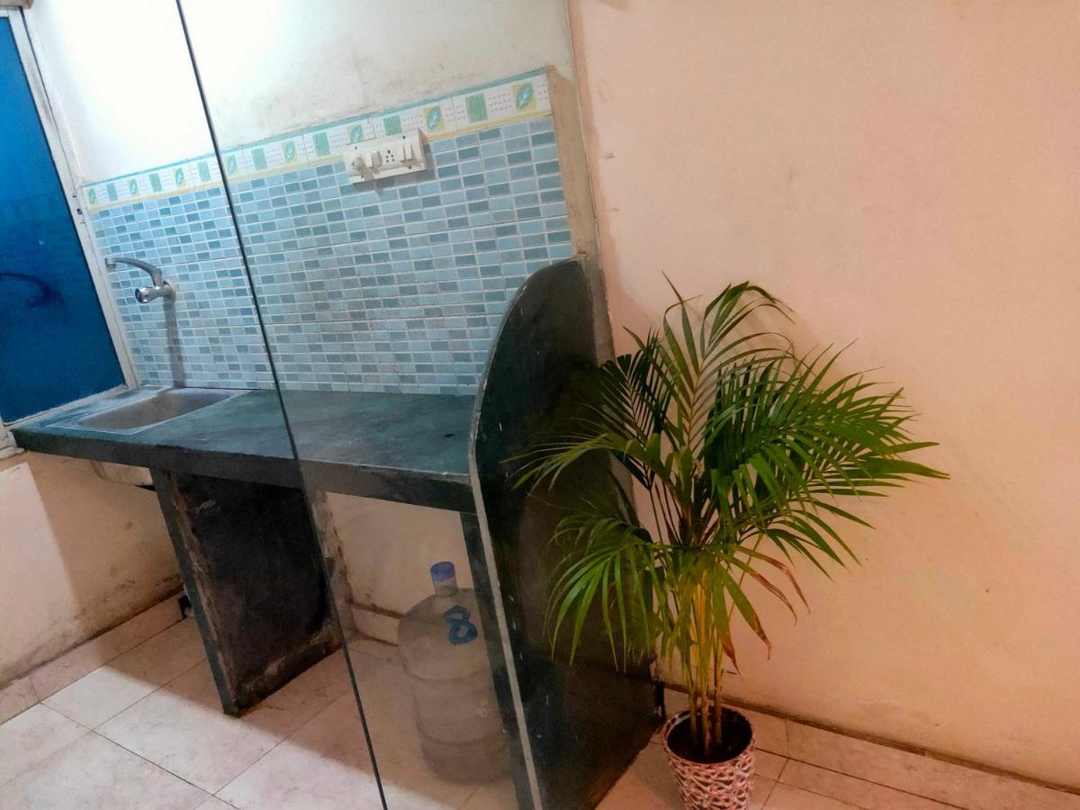 OYO Hotel Narayanpur Battala Near Netaji Subhash Chandra Bose International Airport - Housity