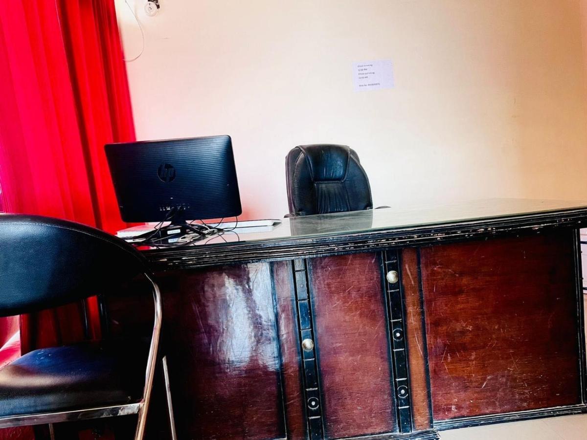 SPOT ON Ganga Resort - Housity