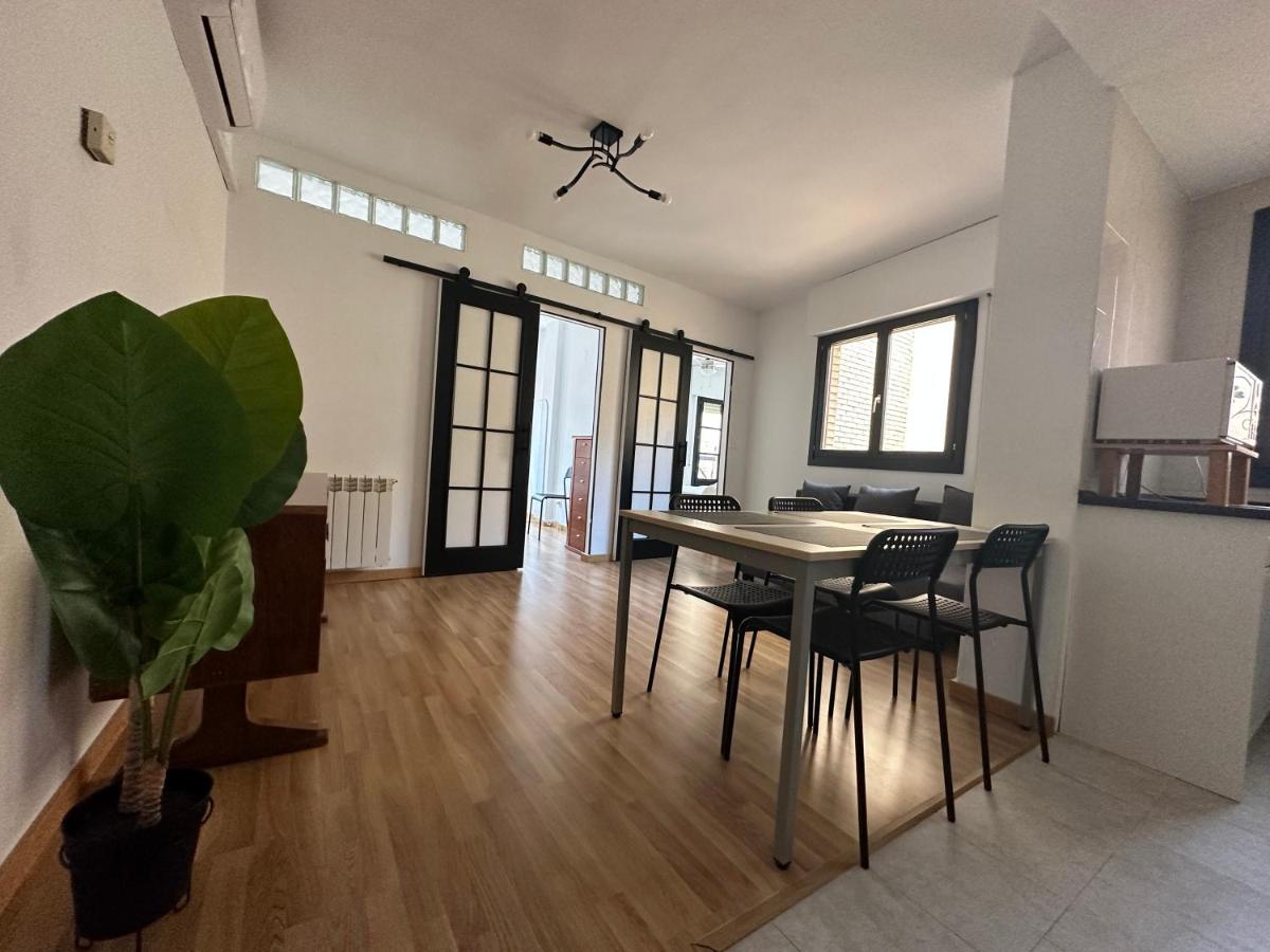 Dos Torres Temple - En el Corazón del Casco Histórico - Housity