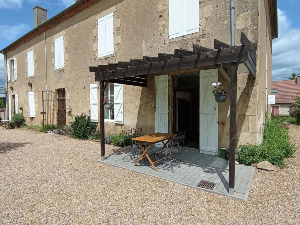 Gîte Donjon - Housity