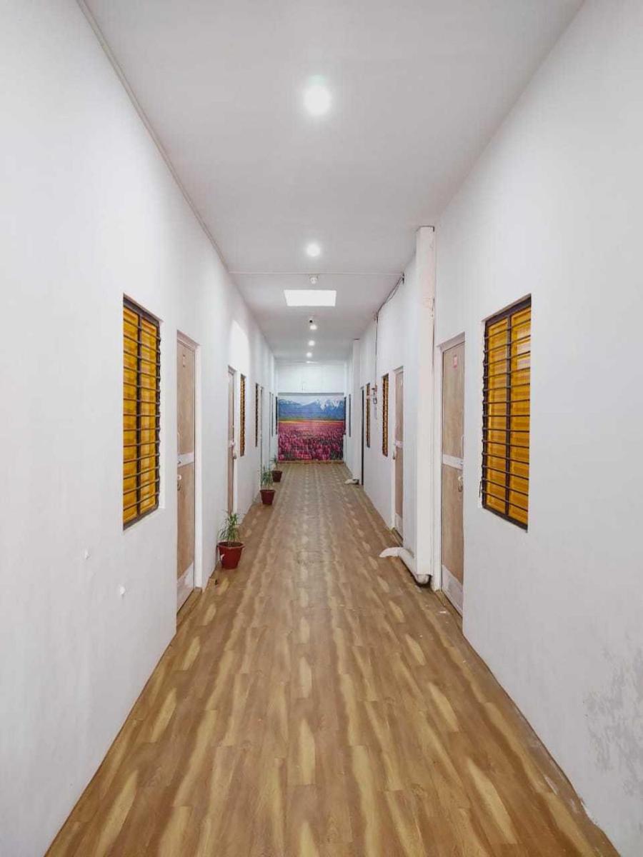 OYO Hotel - Housity