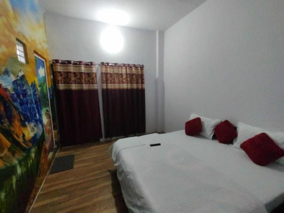 OYO Hotel - Housity