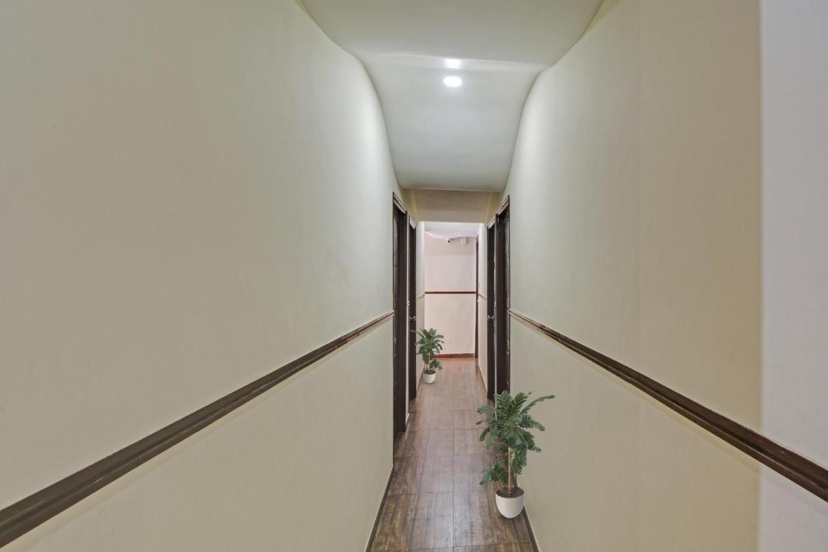 OYO 91029 Alfina's Guest House - Housity