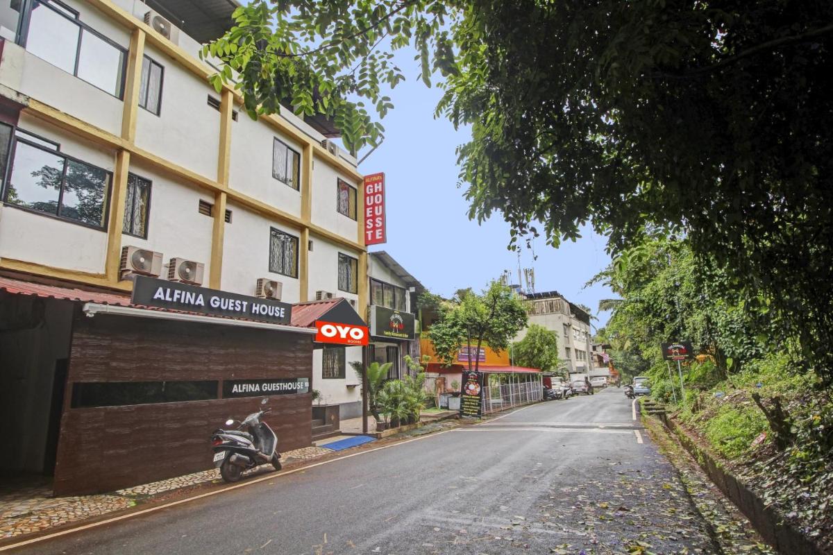 OYO 91029 Alfina's Guest House - Housity