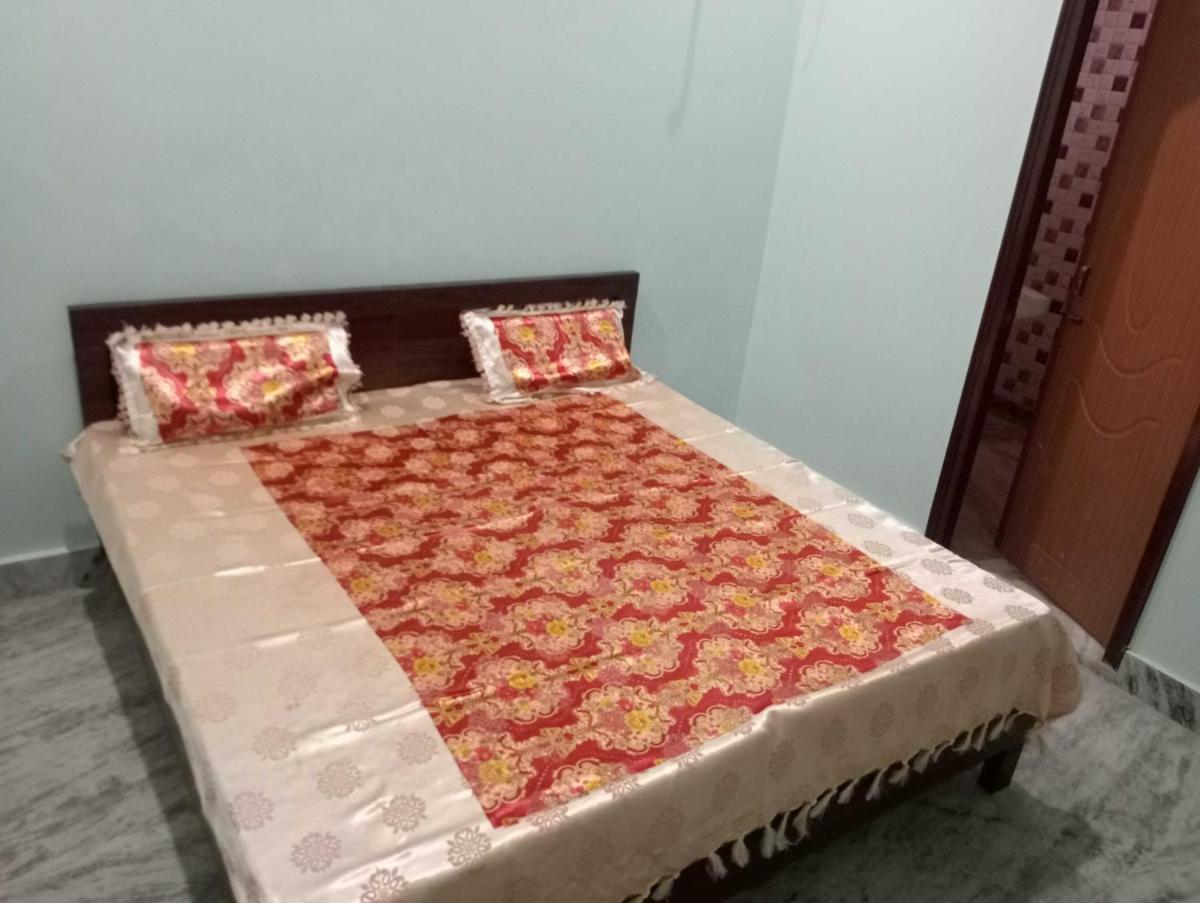 OYO Royal Stay Home - Housity