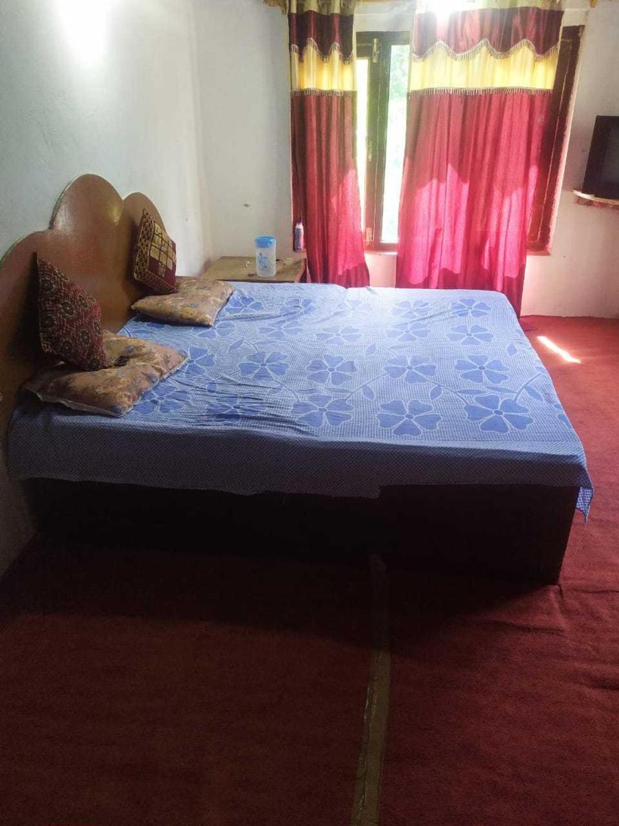 OYO Alaska Guest House New Town Chandanwari Road - Housity