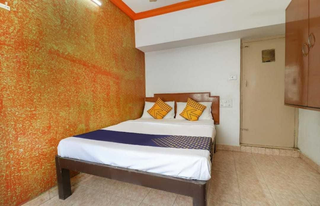 OYO HOME 70339 R k Guest House - Housity