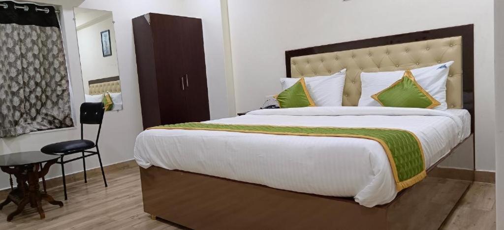 Hotel O POP Hotel Gvr Residency - Housity