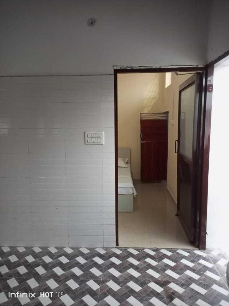 Hotel O Sky View - Housity