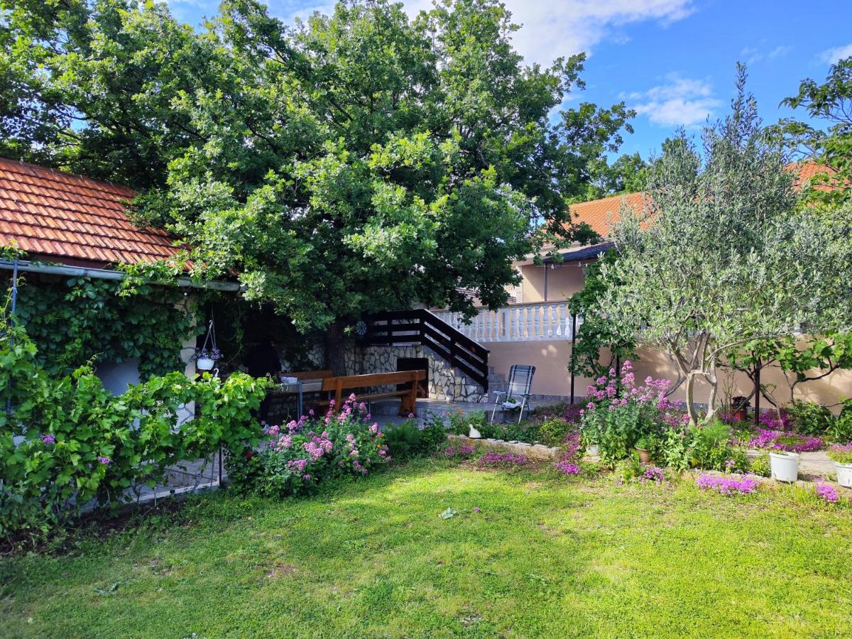 Suitetrails - Paradzik Holiday House