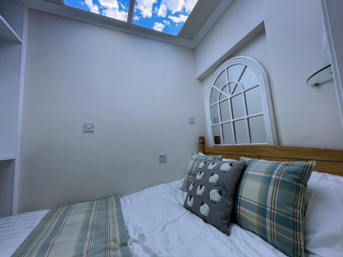 Todday Snug Self Catering Studio - Housity