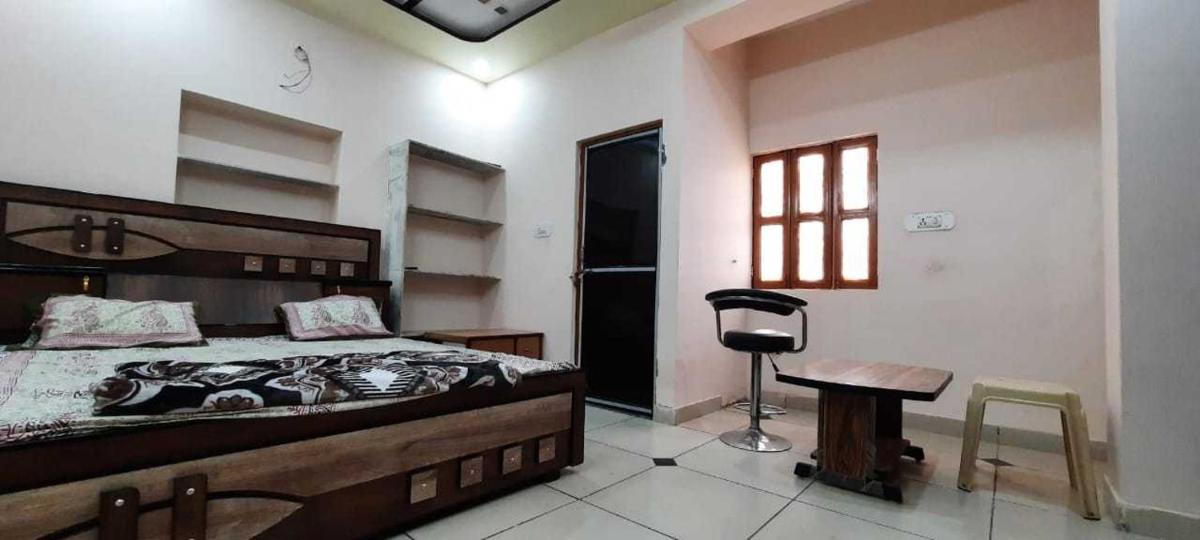 SPOT ON Rajawat Guest House - Housity