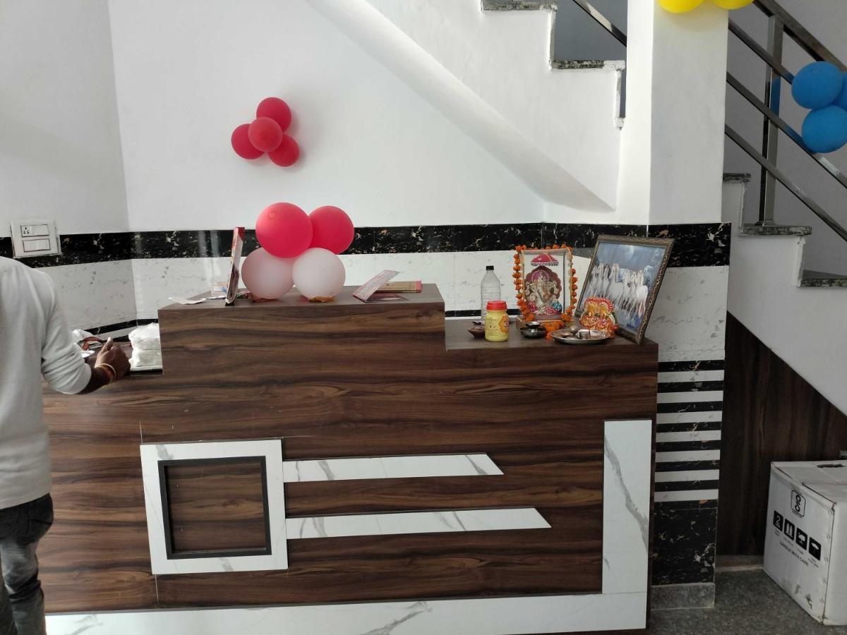 OYO Shree G - Housity