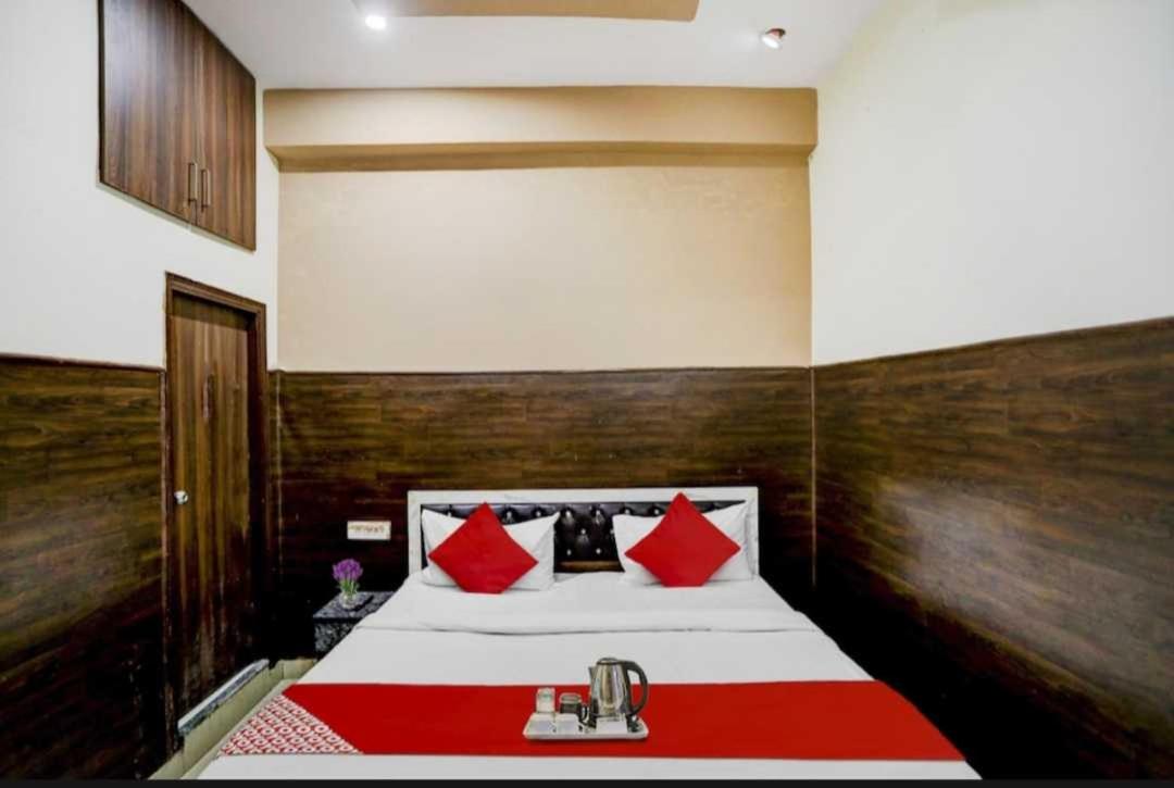 POP 70357 Welcome Guest House - Housity