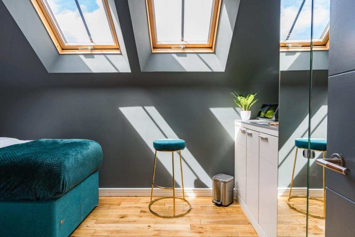 Oakfield Premier Apartments - Fast Wifi - 5 mins City Centre - Housity