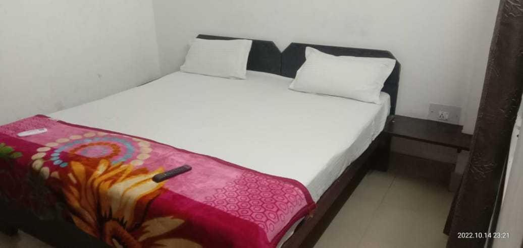 OYO Alibaba Guest House - Housity