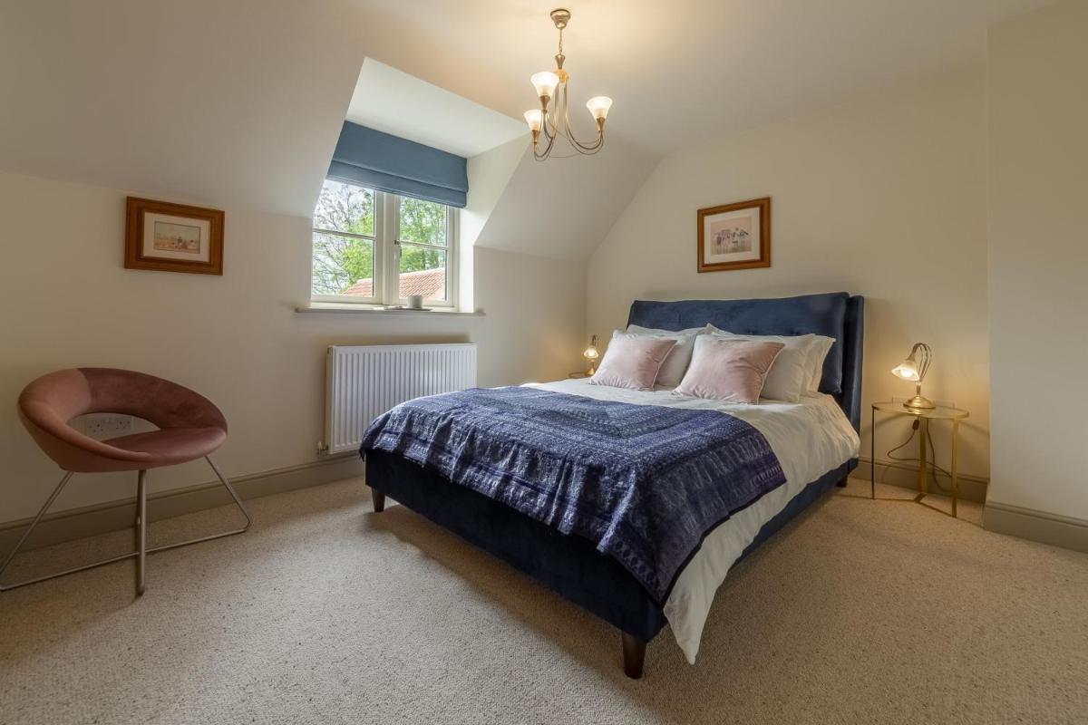 Long Meadow - Housity