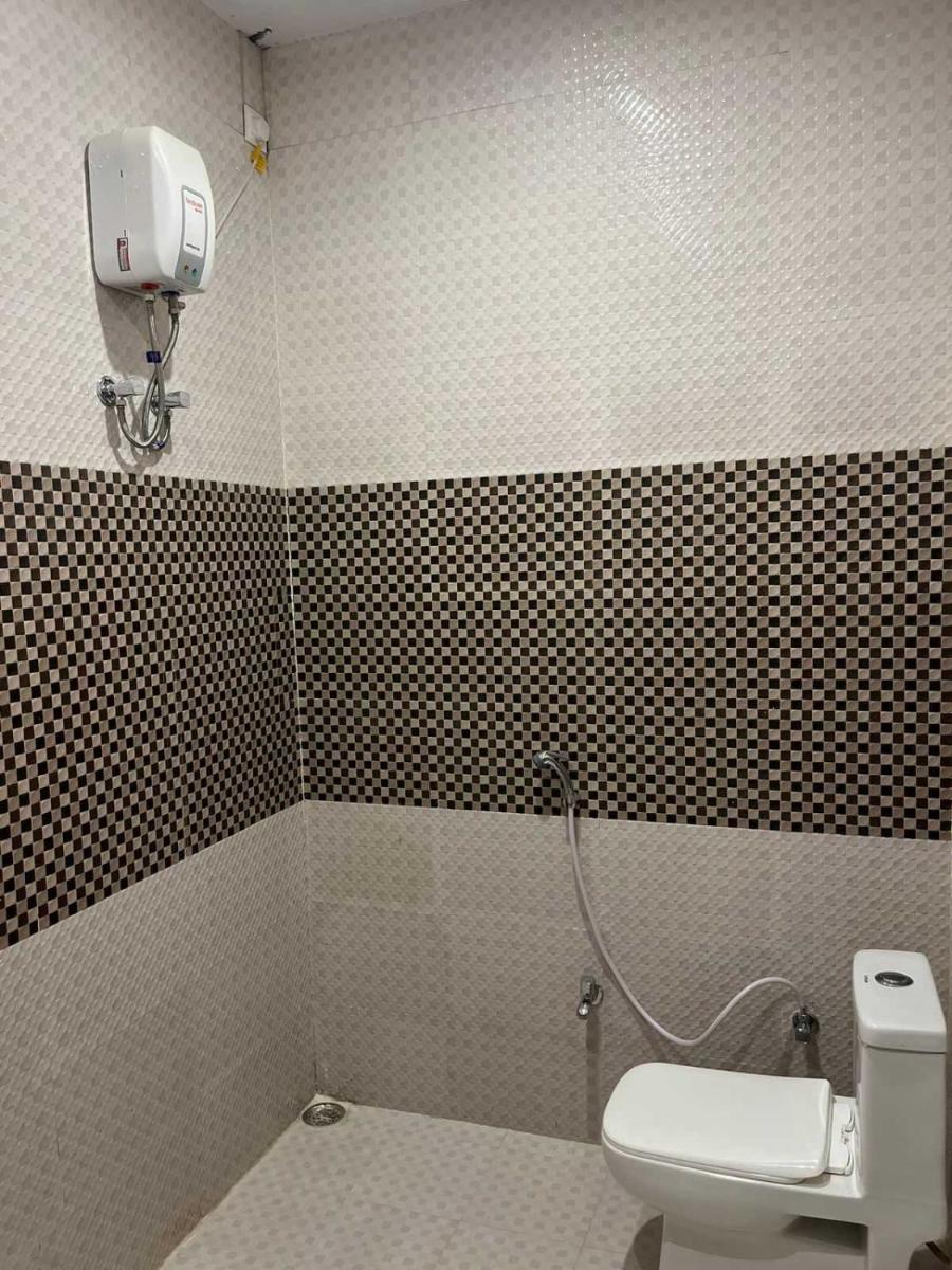SPOT ON Nn Palace - Housity