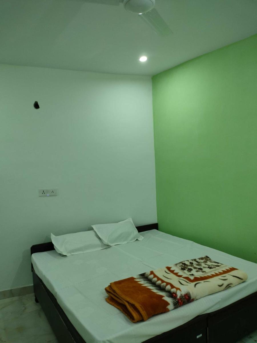 OYO Home Akhil - Housity