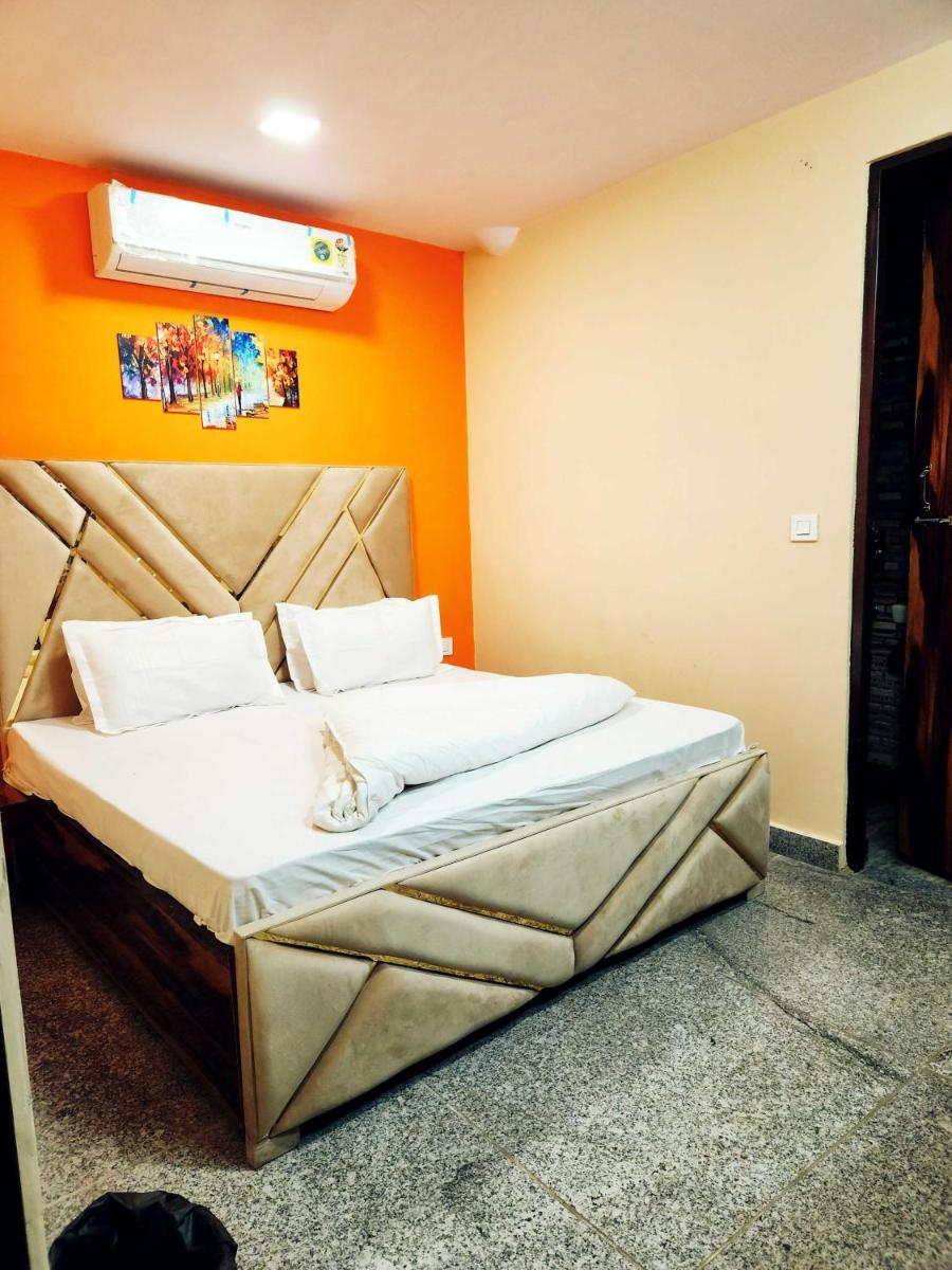 Hotel O Ms Residency - Housity