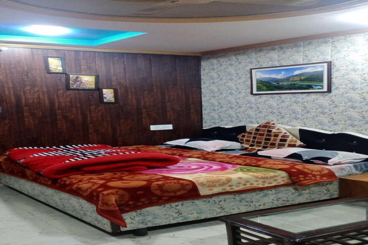 Flagship Balaji Homestay - Housity