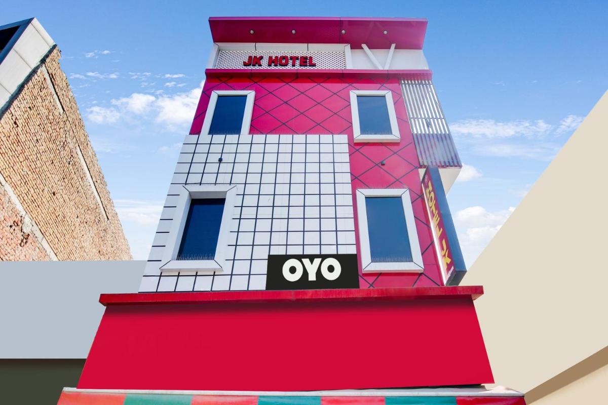 OYO Flagship 80993 Jk Hotel - Housity