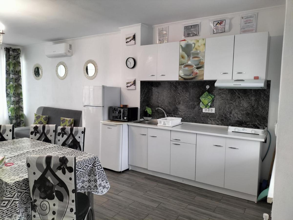 Pensiunea Dyana Băile Felix Cordău - Housity