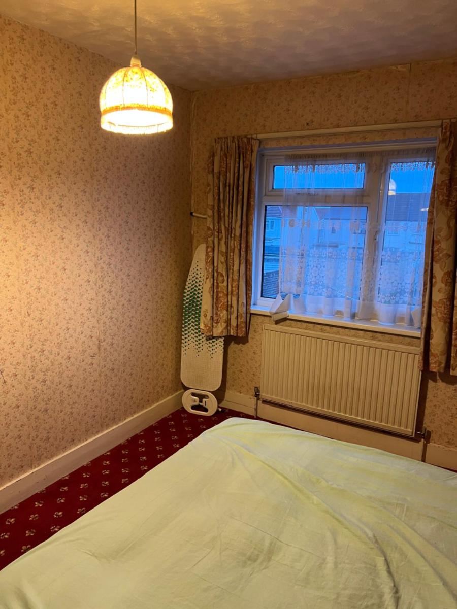 Whitby road house - Housity