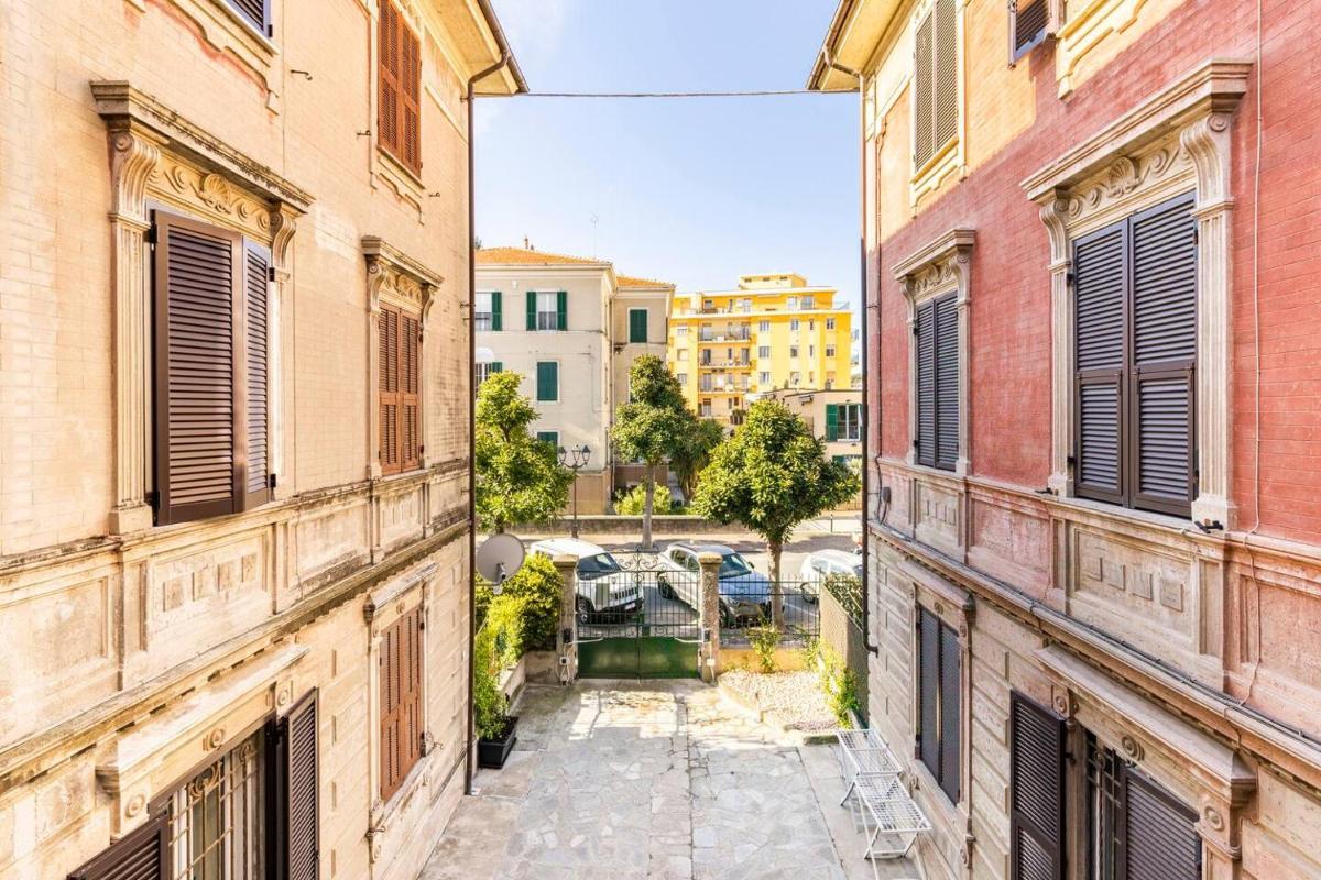 La Corte Albenga - Appartamento o Camera con Posto Auto privato - Housity