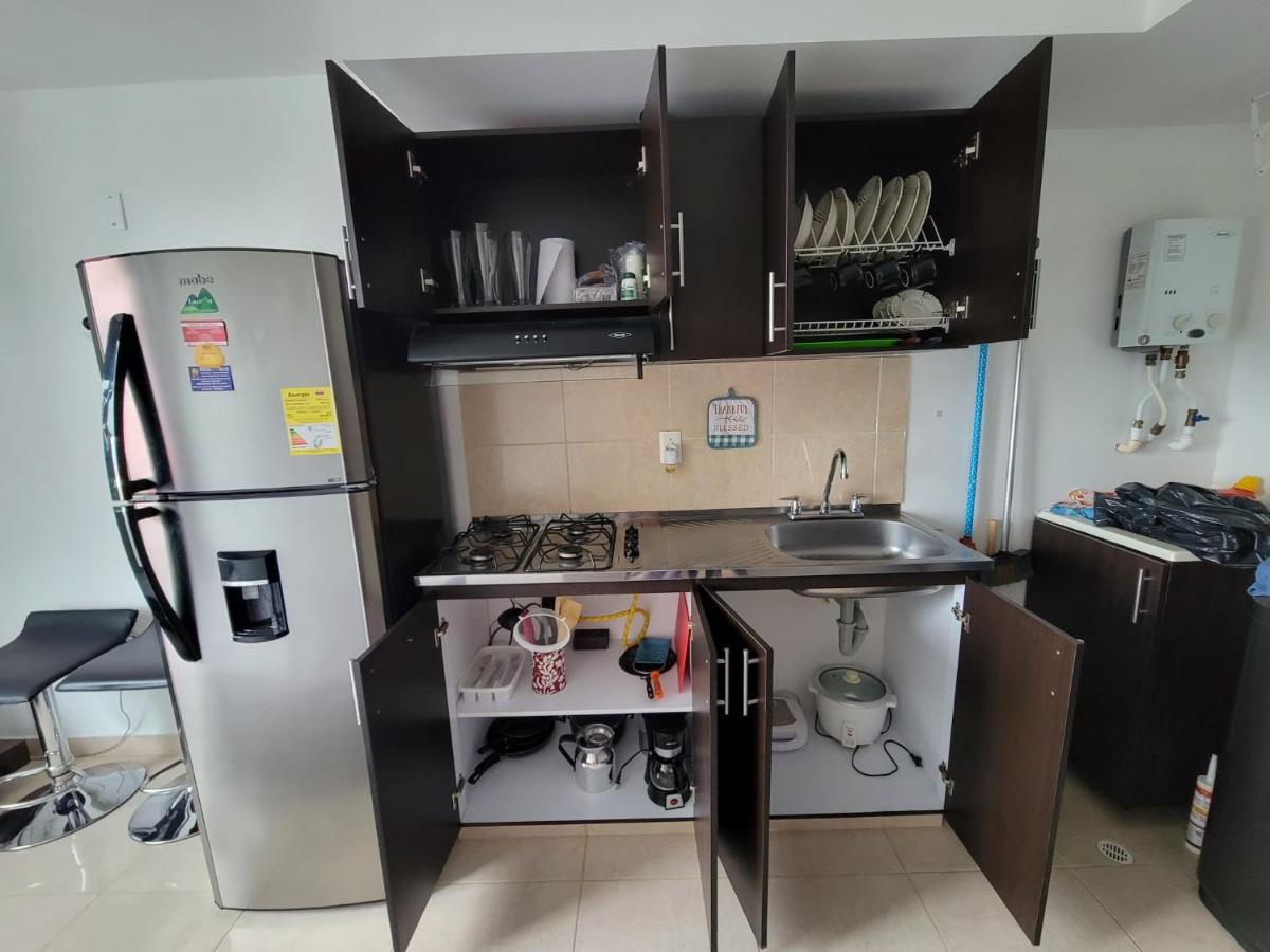 APARTAESTUDIO en el Norte de Armenia, en la via a Salento y Filandia Con parqueadero de carro - Housity