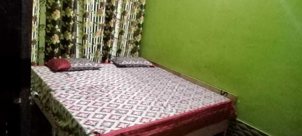 OYO Shiva Guest House - Housity