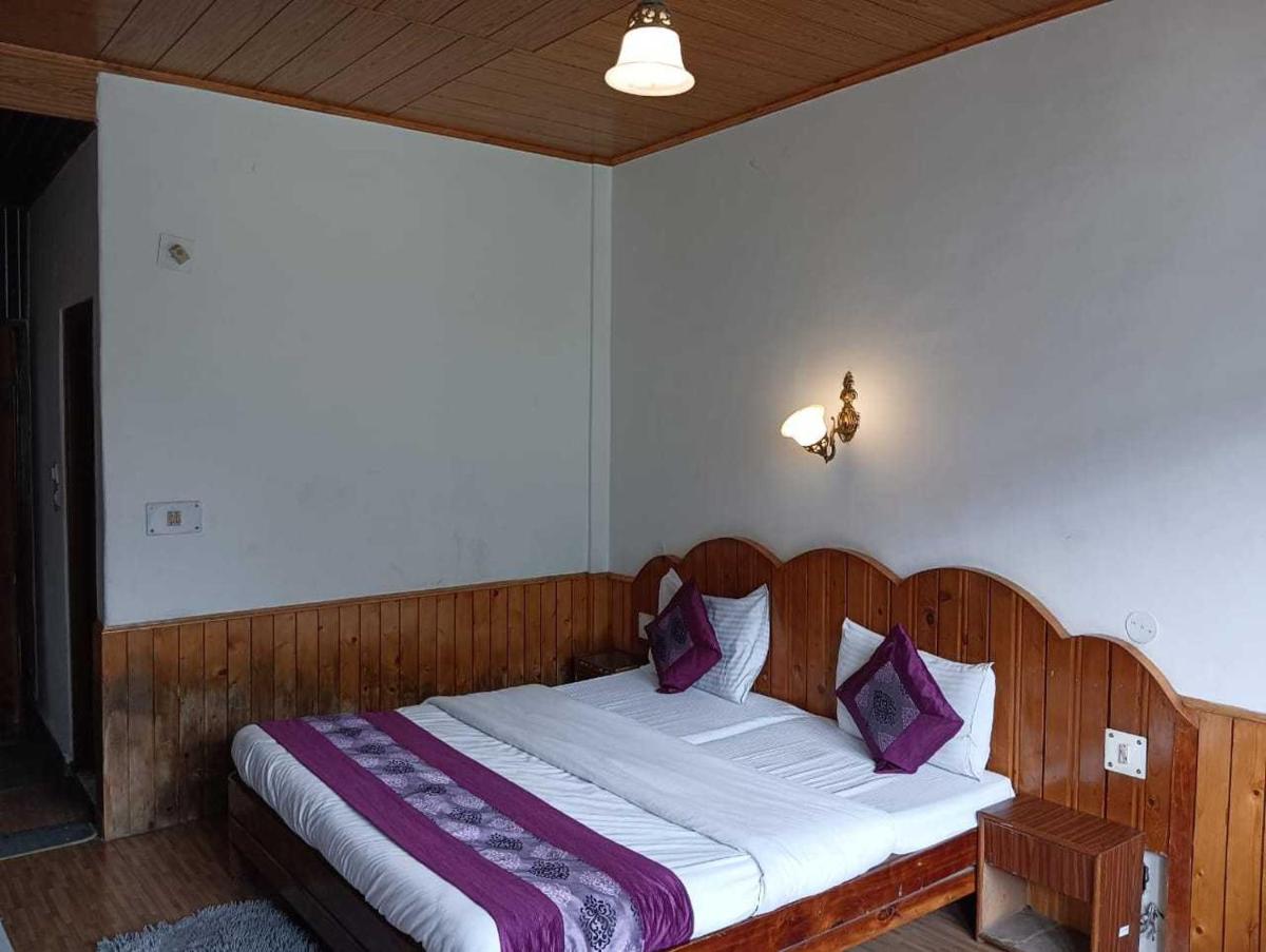 Suitetrails - OYO Hotel Bhamat