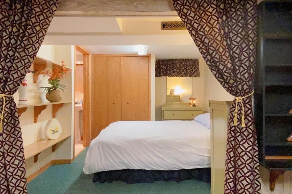 Blissful Retreat in Wisconsin Rapids - Housity
