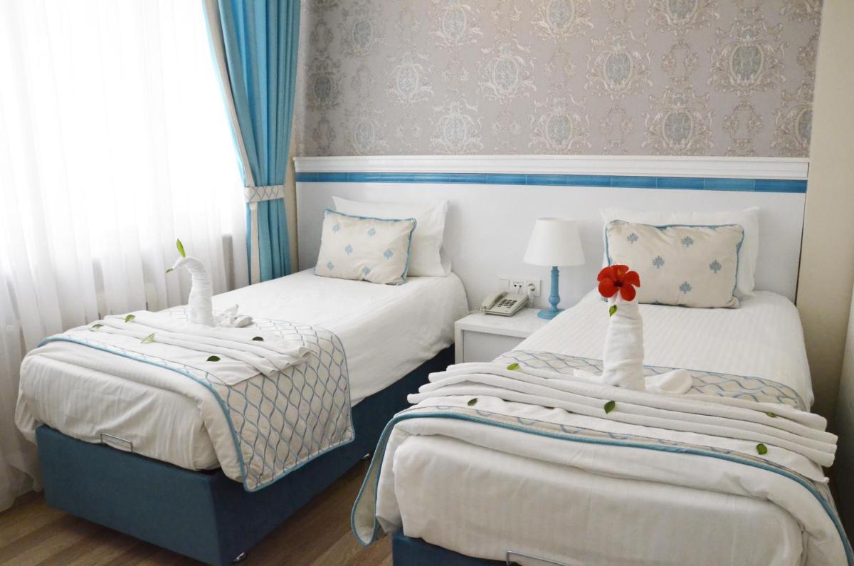 Star Holiday Hotel - Housity